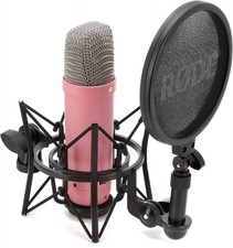 Rode NT1 Signature Series Condenser Microphone with SM6 Shockmount and Pop