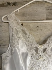 VTG etienne M White Lingerie Nightgown W/ Pearls And Lace