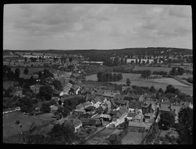 Glas magische Laterne Dia UNIDENTIFIZIERT ENGLISCHE LANDSCHAFT DORF UM 1910 FOTO 