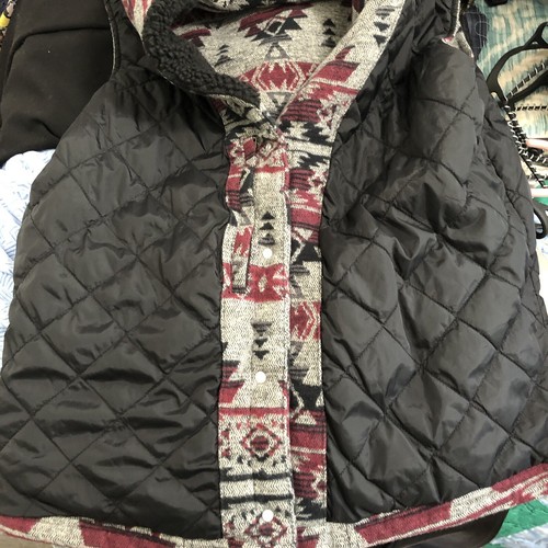 Duluth Trading Co Women's 3-Pocket Festivest Sherpa Vest Size M Southwest NWOT - Picture 11 of 16