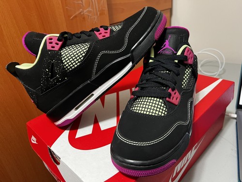 jordan 4 fuchsia