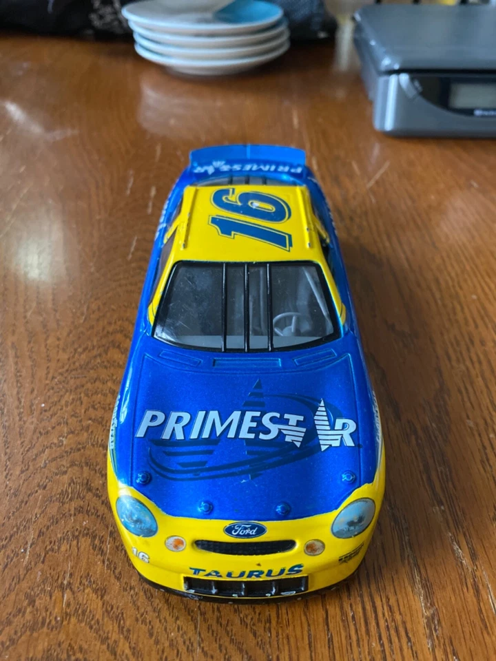 KEVIN LEPAGE 1/24 FORD TAURUS 16 RACING CHAMPIONS 1998 - Image 2 of 4