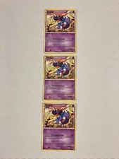 3x Pokémon TCG Skorupi 76/102 Triumphant card