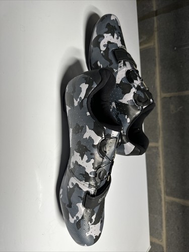 Mens Road Bike Clipless Cycle Shoes Size 44 Blue Camo - Picture 3 of 7