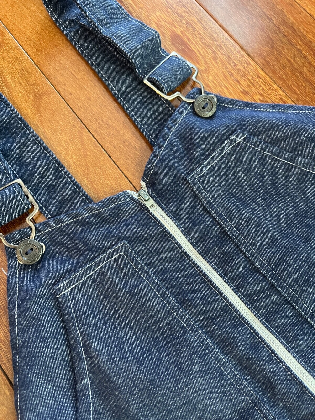 Picture 7 of 24