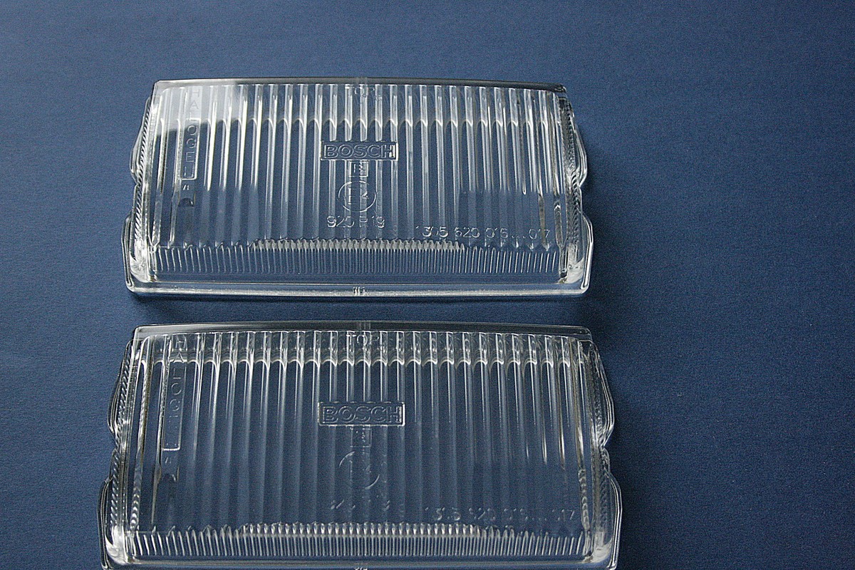 PORSCHE 911 930 924 SET FOG LIGHT LENSES ORIGINAL BOSCH NEW 