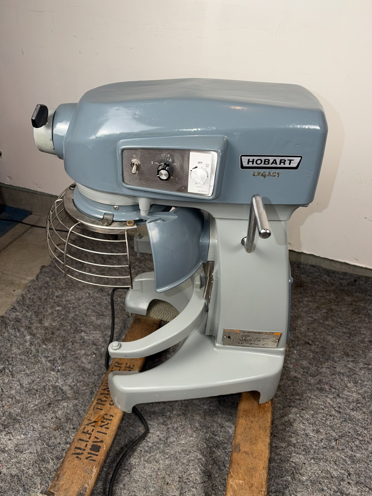 Hobart HL200 Legacy 20 Qt Commercial Mixer 120V 0.5 HP Guard No Bowl