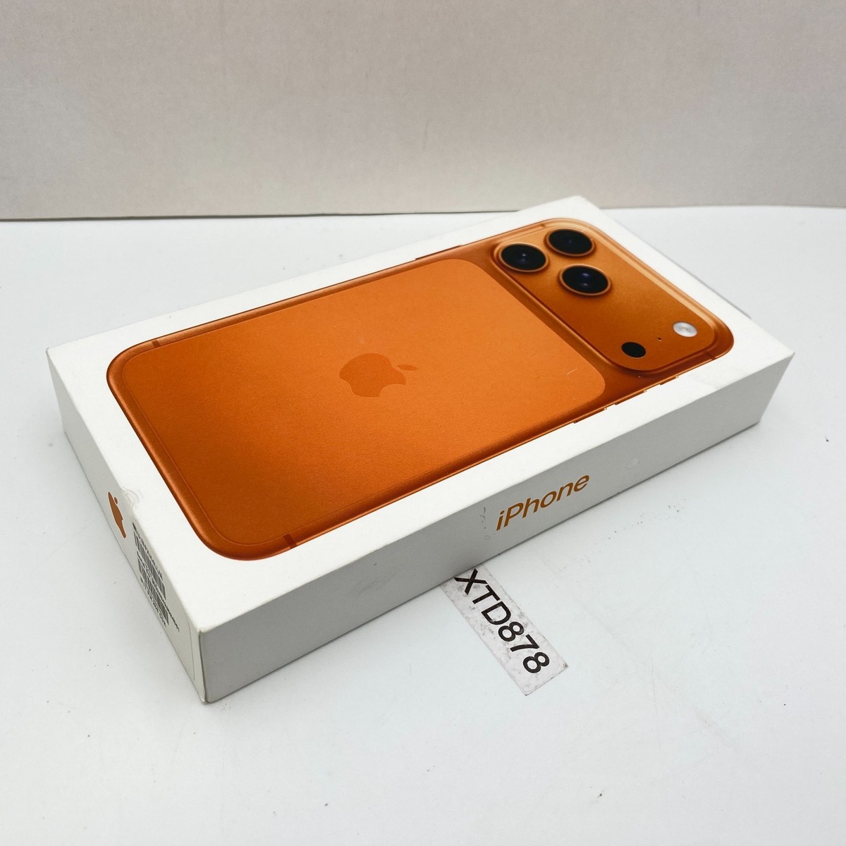 Apple iPhone 17 Pro Max - 256GB - Cosmic Orange (AT&T/Cricket ONLY