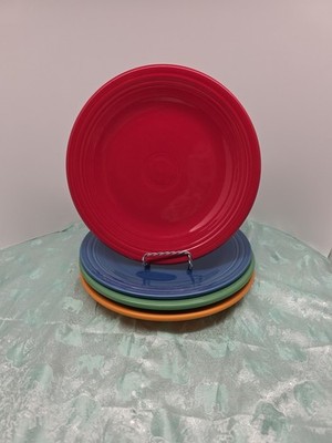 FIESTAWARE Mixed Colors Dinner Plate Lot of 4 Fiesta 10.5 inch plates