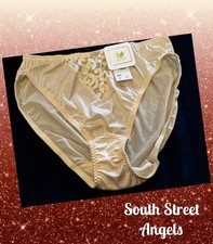 VINTAGE WACOAL 84299 SHIMMERY PALE APRICOT ARABESQUE HI-CUT BRIEF PANTIES XL