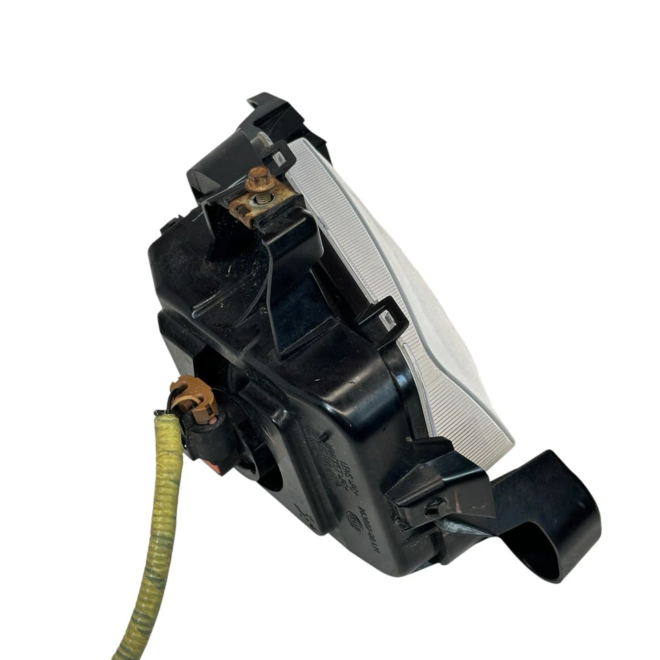 Luz antiniebla del lado izquierdo del conductor Mercury Montego 2007 fabricante de equipos originales 05 06 07 Foto 4 de 4