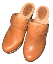 b.o.c Women's Cognac Leather Cork Platform Clogs Sz10/42 cutout band