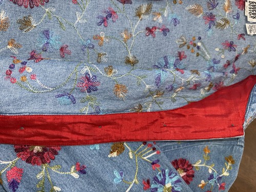 Vintage Chico’s Design Floral Embroidered Denim Jacket Size 3 Boho India - Picture 9 of 11