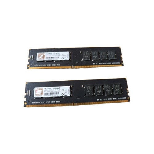 G.Skill Aegis DDR4 RAM-Module (Modell F4-2400C15S-8GNT).
