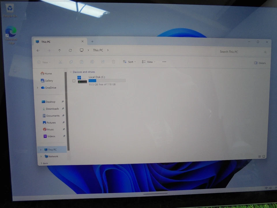Microsoft Surface Pro 4 1724 120GB SSD *NO KEYBOARD M3 4GB WINDOWS 11 TABLET #L6 - Image 4 of 4