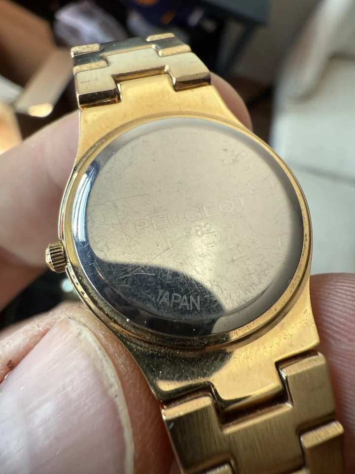 Reloj Damas Vintage Peugeot 782 Madreperla Diamante Genuino Cuarzo Tono Dorado Foto 4 de 4