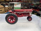 1/16 IH Farmall 560 w/diecast rims Solid Hitch — photo 4
