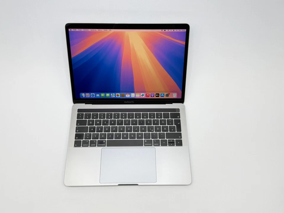 Apple MacBook Pro Retina TouchBar 13,3“ i7 2,8 Ghz 512 GB SSD 16 GB Ram 2019 - Bild 2 von 4