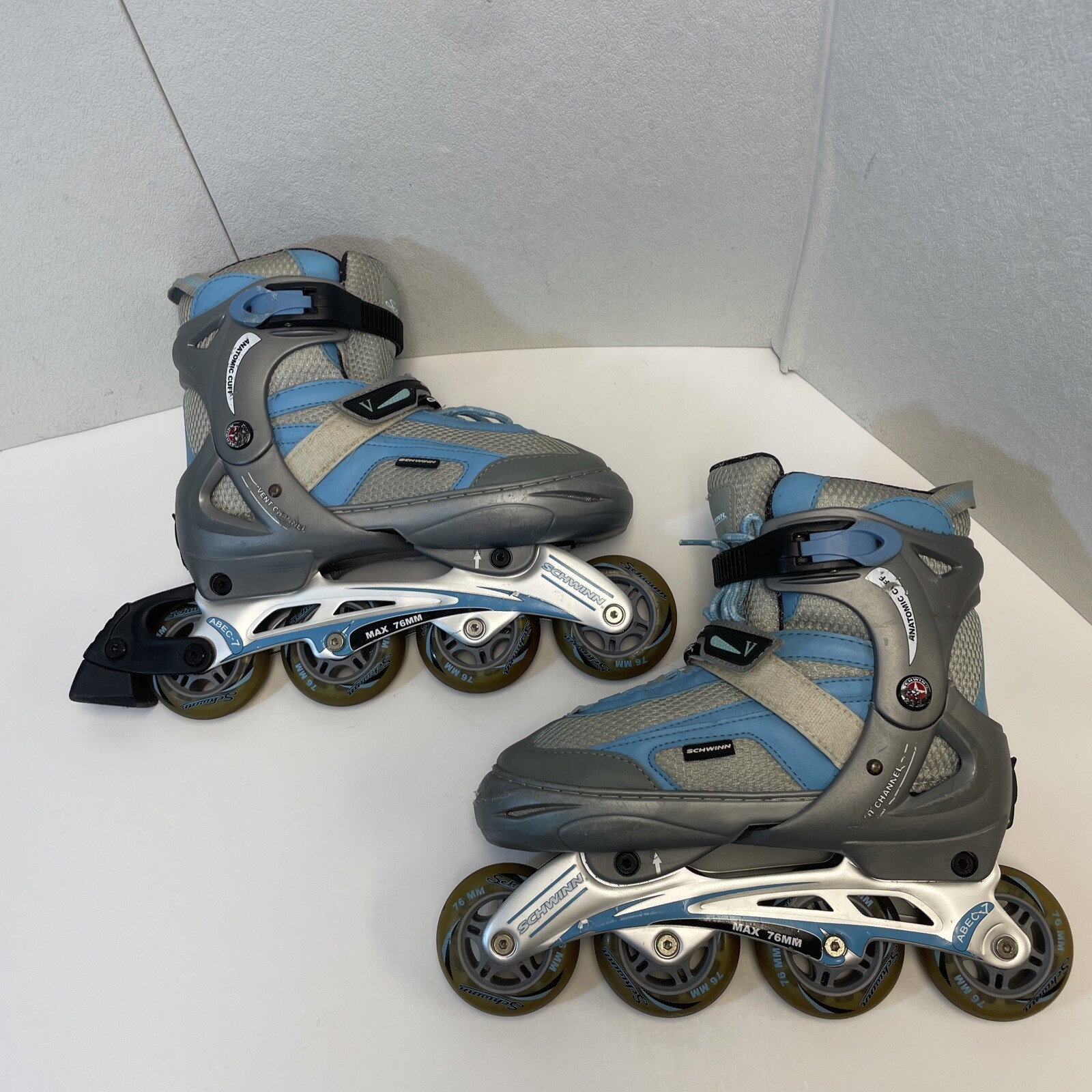 Schwinn Challenge Series ABEC 7 Roller Blades Size 89 Rollerblades