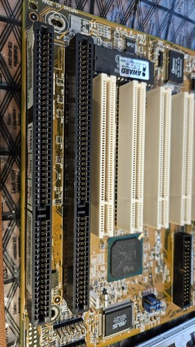 ASUS P2B-F Slot 1 ATX PC Vintage Motherboard Pentium II/III AGP ISA PCI + RAM - Afbeelding 4 van 7