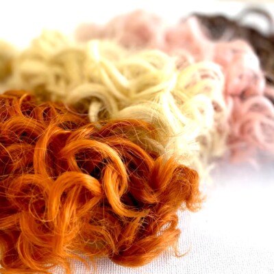 Puppenperücke Haarschüsse lockig BJD Extensions hitzebeständig maßgeschneidert Puppenherstellung Kit