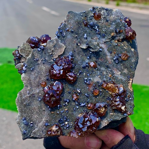 459G Natural and beautiful gemstone grade garnet raw mineral specimen treatment - 第 6/24 張圖片