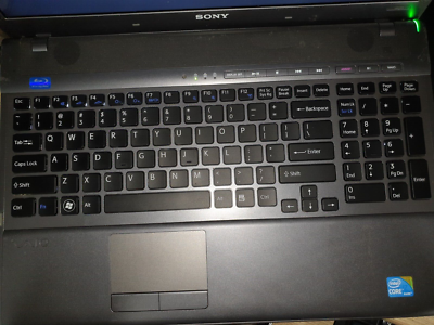 Sony VAIO INTEL CORE I7-740QM 1.73 GHz 16.4IN 500GB 8GB Ram Win 10