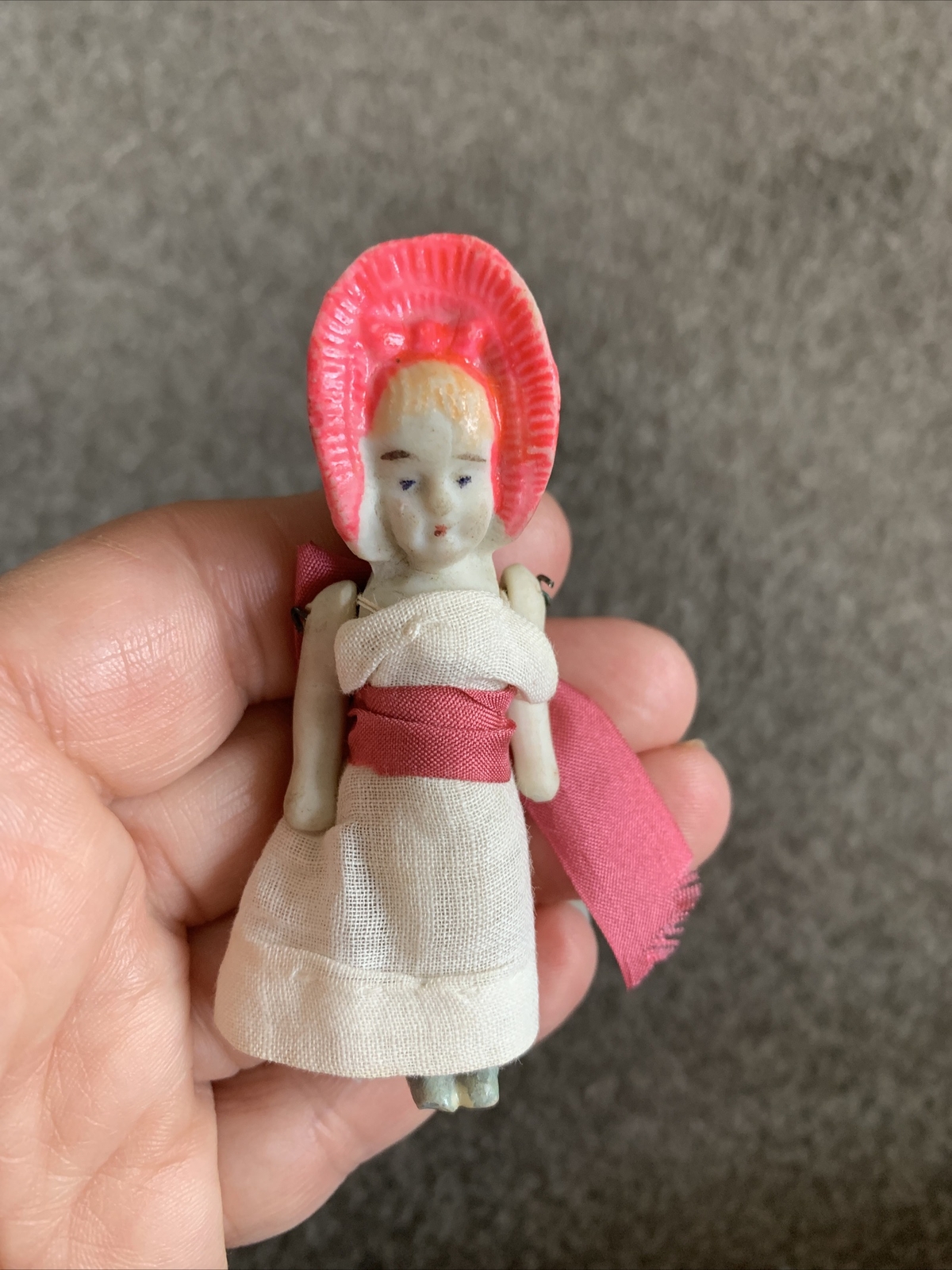 Picture 1 of 5