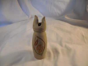 Art pottery pie bird vent 5.5"