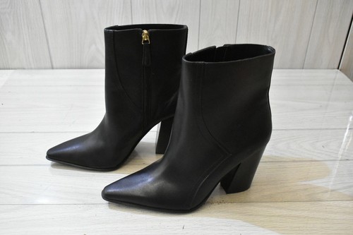 Jlo Jennifer Lopez Dorindah Bootie | Women's | Black | Size 10 | Boots | Block | Bootie | Cowboy \u0026 Western