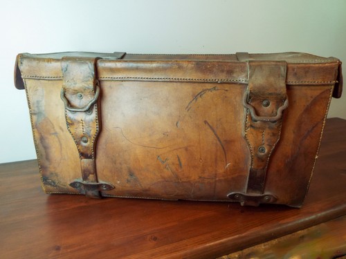 Vintage WW2 British Military Officers Heavy Leather Travel Trunk Case Lt Poupard - Picture 3 of 11