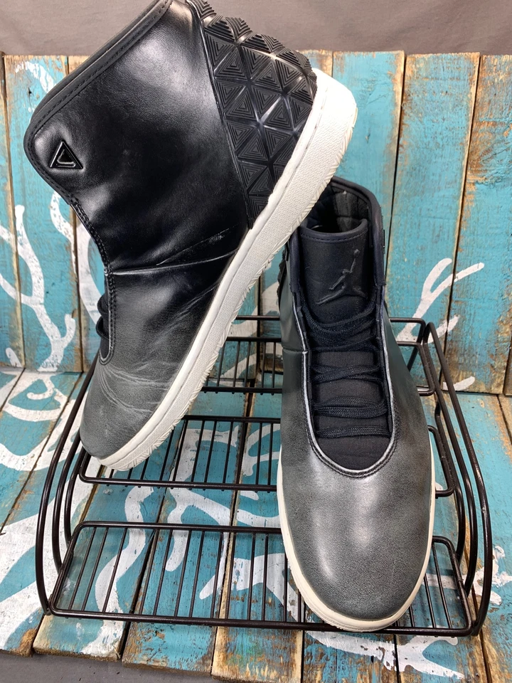 耐克 Jordan Instigator 黑色/灰色雾白色 (705076-006) 男式 11.5 码 — 第 2/4 张图片