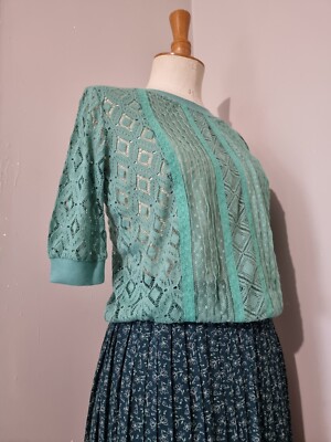 KIABI: SET PULLOVER SPITZE PLISSEEROCK BLUMEN BEDRUCKT GRÜN 