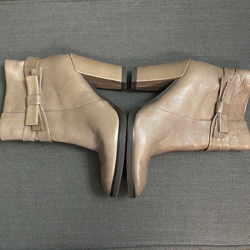Kate Spade 9 Mannie Bow Ankle Boots Brown Tan Leather Heel Almond Toe Shoes - Picture 6 of 12