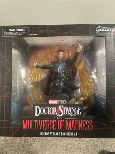 Diamond Select Gallery Diorama Doctor Strange in The Multiverse of Madness