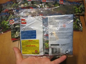 LEGO 30320 JURASSIC WORLD GALLIMIMUS TRAP (29 Pieces Polybag) DINOSAUR NEW