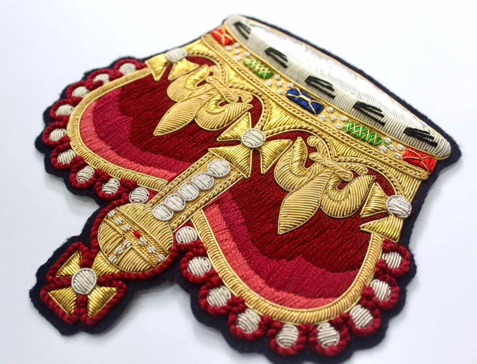 British Queen Crown (St Edward) Hand Embroidered Applique Large Patch - Image 4 of 4