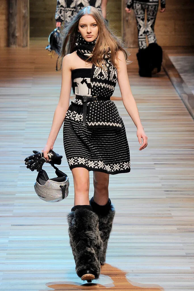 Dolce Gabbana D&G Runway FW 2010 Wool Winter Corset Evening Dress