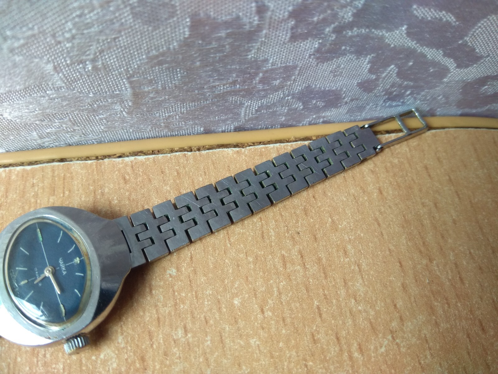 RARE Vintage LADIES WATCH jew 17  chaika chajka gull retro woman 