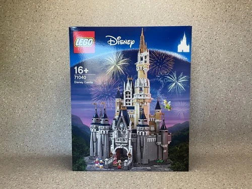 LEGO ® Disney 71040 Disney Castle NEW