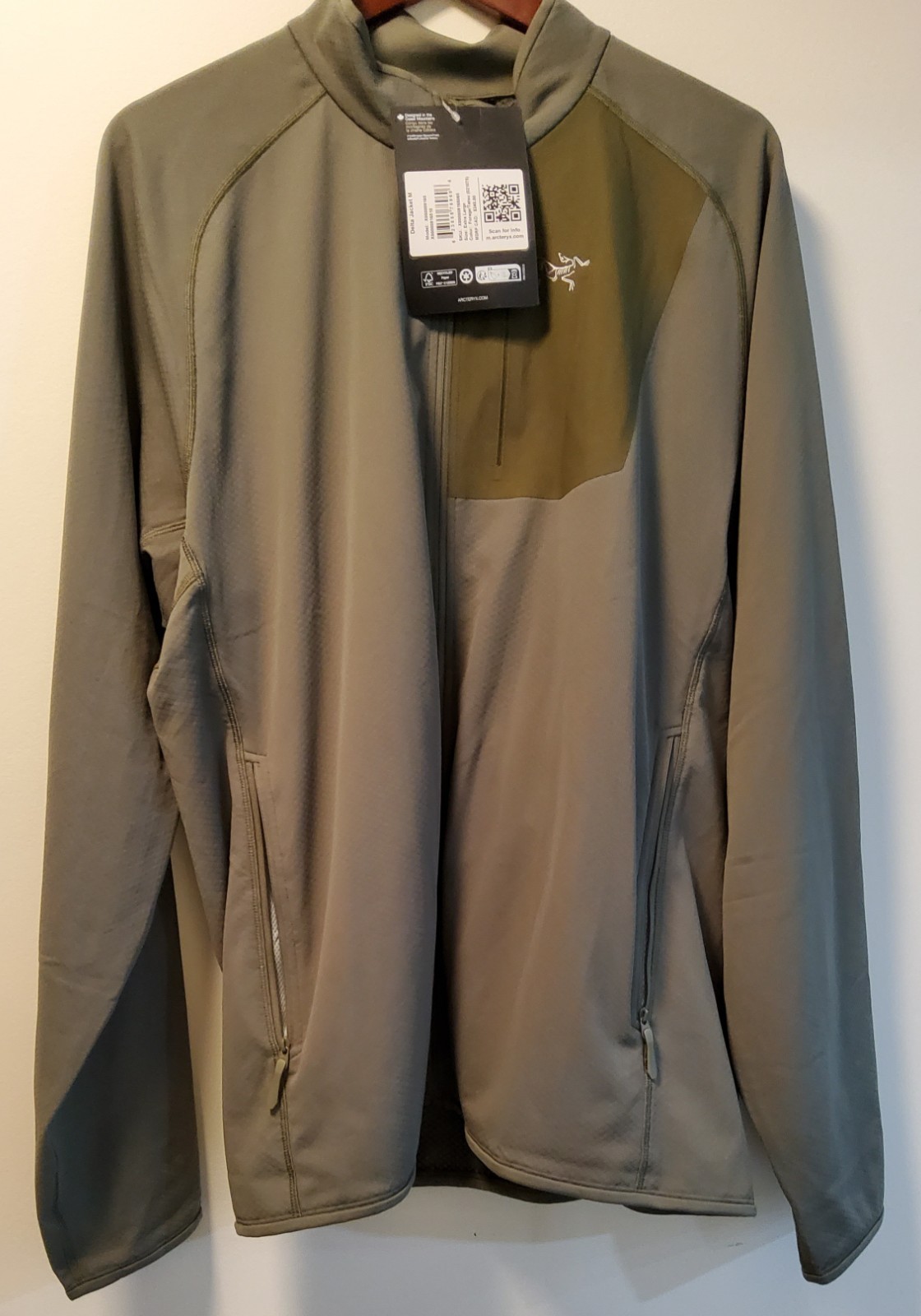 ARC'TERYX  Delta LT Jacket  M  Model : X000009165 Lightweight Size XL