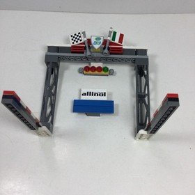 LEGO 8423 Cars: World Grand Prix Racing Rivalry NO MANUAL NO BOX
