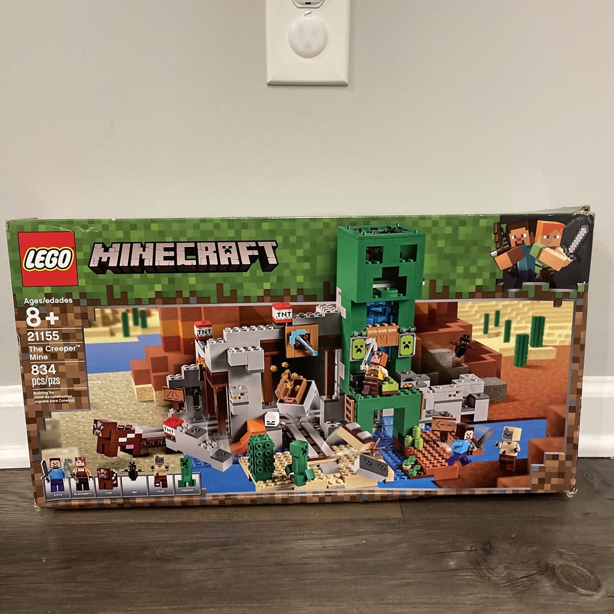Minifigure Lego Minecraft The Creeper Mine Lego Building Set Used