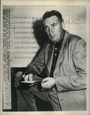 1949 Press Photo Golfer Dutch Harrison after first round of Los Angeles Open