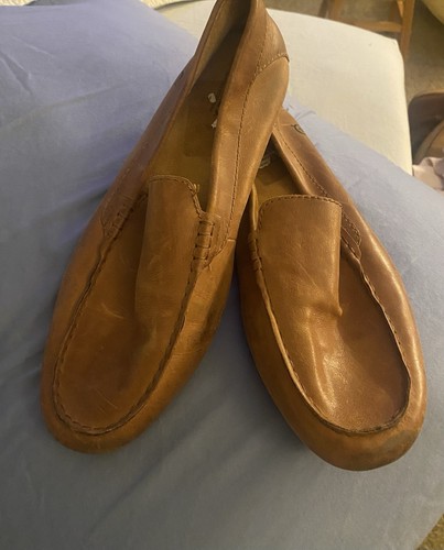 Born Men’s Allan Slip On Moc Toe Loafers Size 10 Leather Classic
