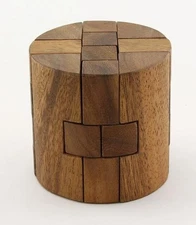 Round Diamond - Brain Teaser Wooden Puzzle