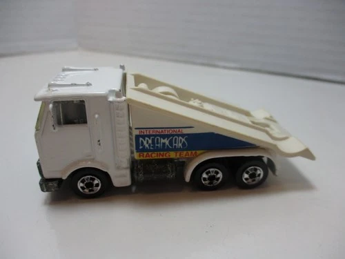 Vintage Hot Wheels Blackwall RAMP TRUCK Dream Cars Racing Team (White) EX-NM
