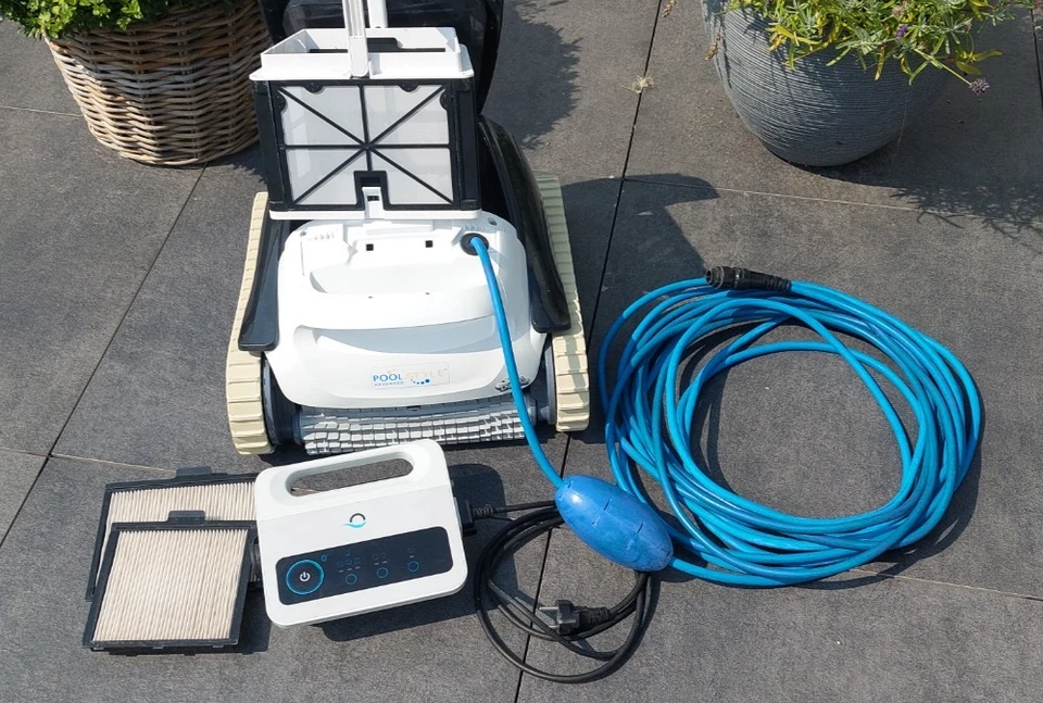 Poolroboter Poolstyle Advanced, DOLPHIN E25, frisch aus der Wartung - Bild 2 von 2