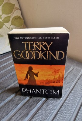 Terry Goodkind Phantom (Paperback Book)