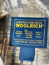 Vintage Woolrich Mens Flannel Shirt All Over Hunting Moose Bear USA Made Sz L